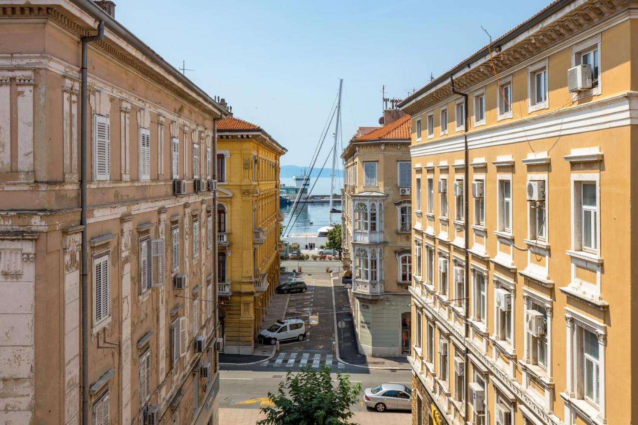 Apartments Diego Rijeka Exteriör bild