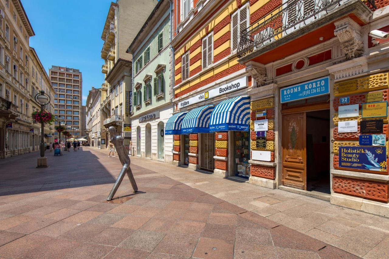 Apartments Diego Rijeka Exteriör bild